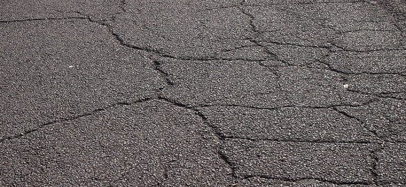 Commercial and Residential Asphalt Crack Repair